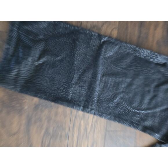 Vintage Guess Jeans Men 42 x 32 Black Embossed Crocodile Skin Pants Straight - Picture 10 of 14